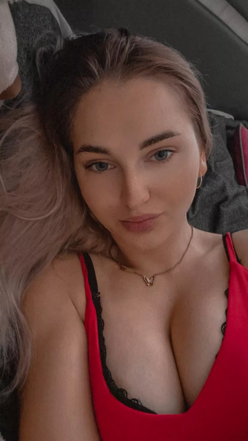 Horny morning someone? 😈