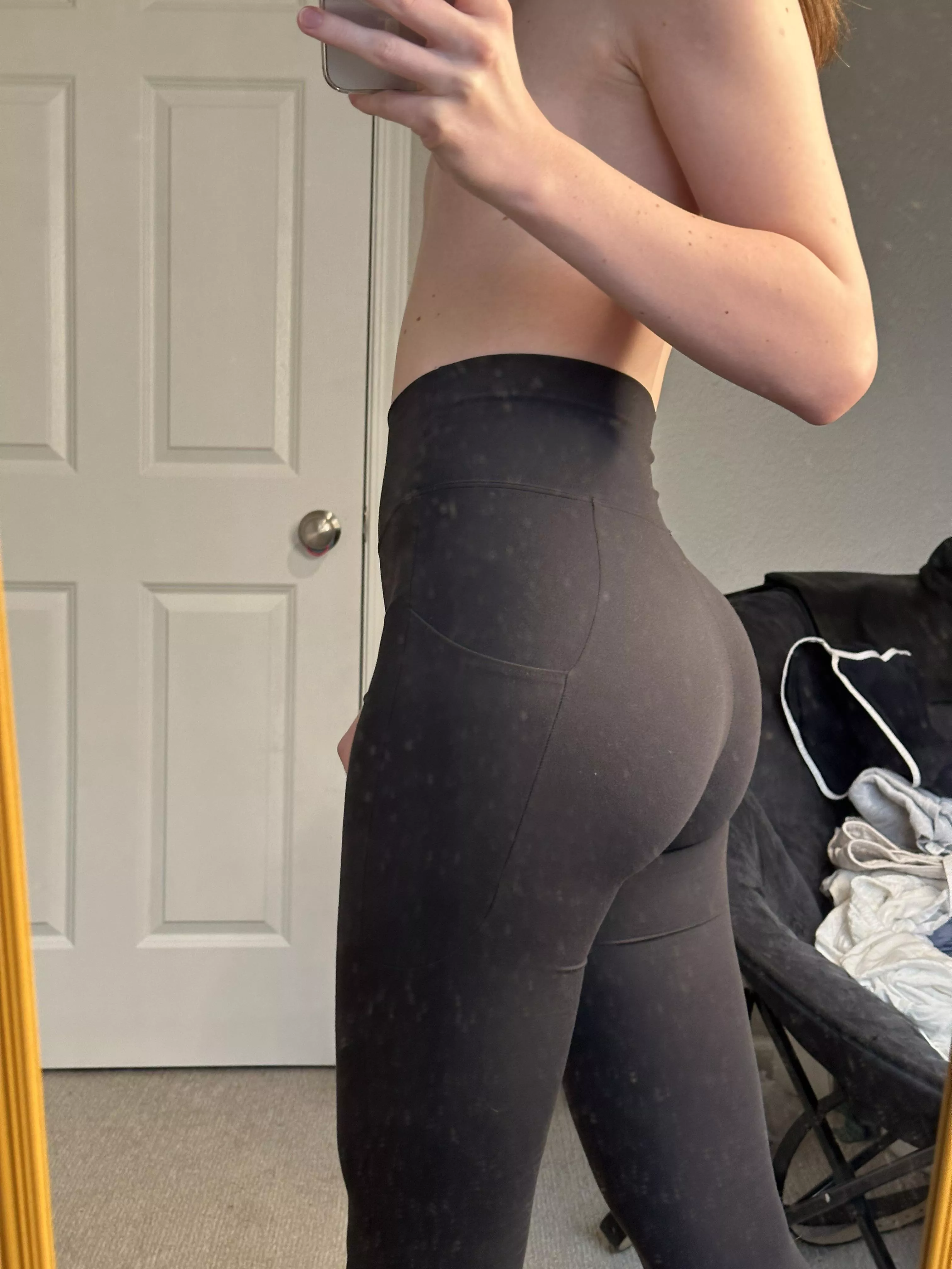 I survived leg day 🥳