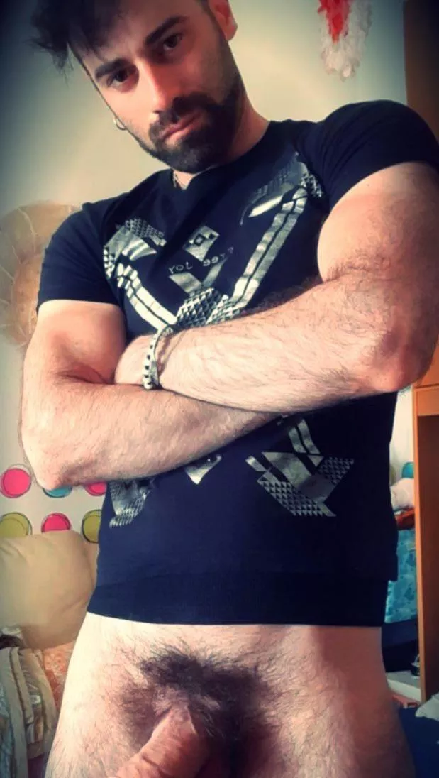 It’s as veiny as you imagine. See it all in profile bio