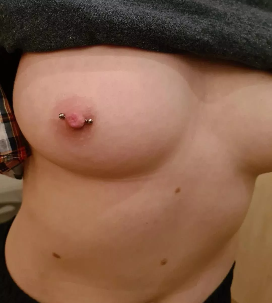 Love the way my piercings make my nipples feel❤️💦