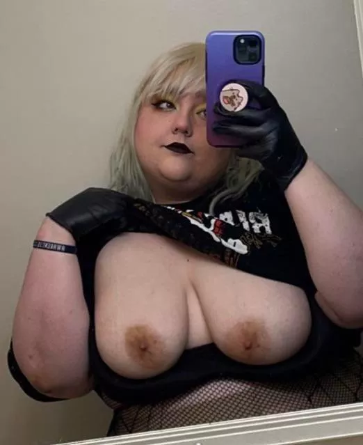 should I go blonde again 👀