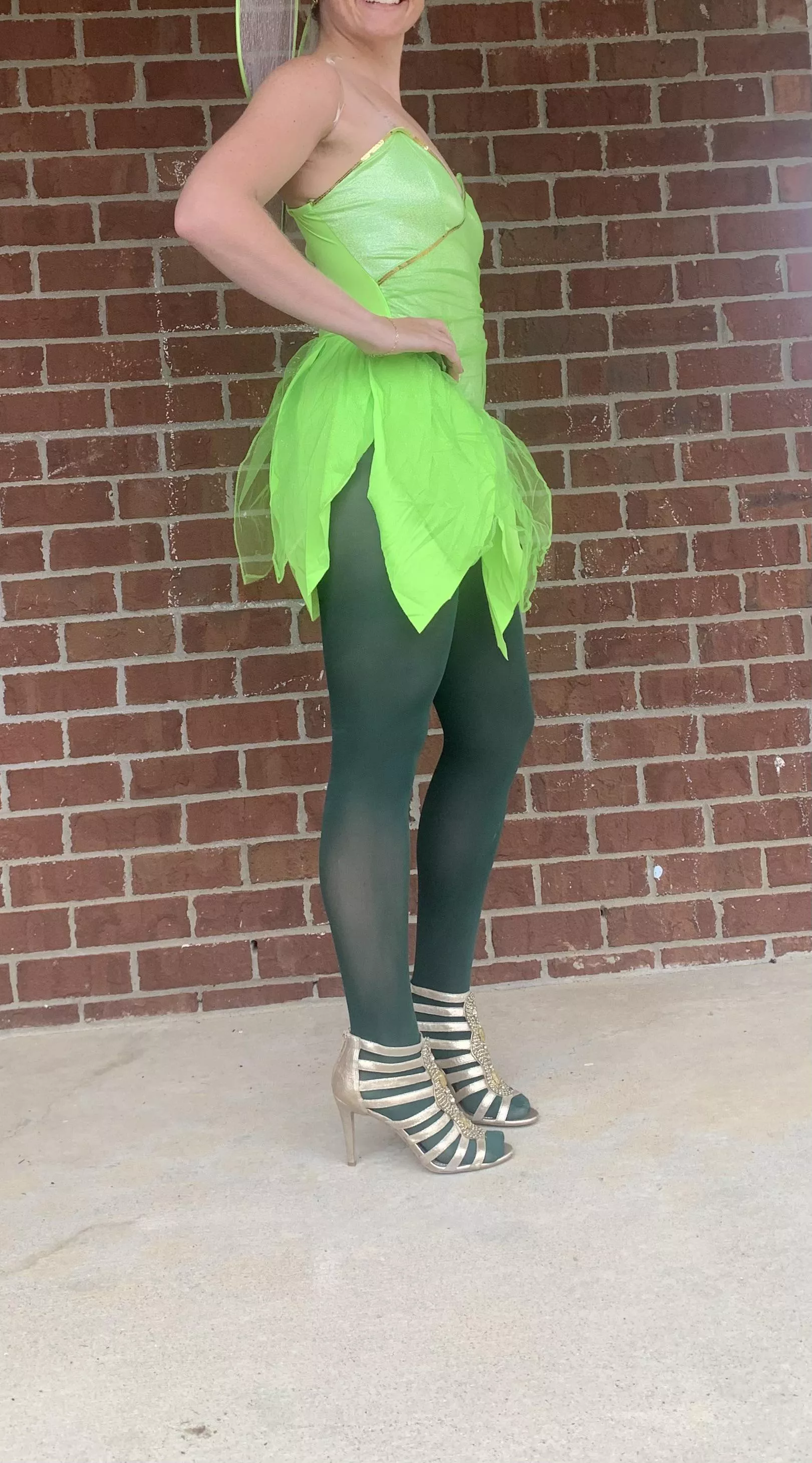 Testing out the green tights with my Tinker Bell costume🧚🏻🧚🏻[f]