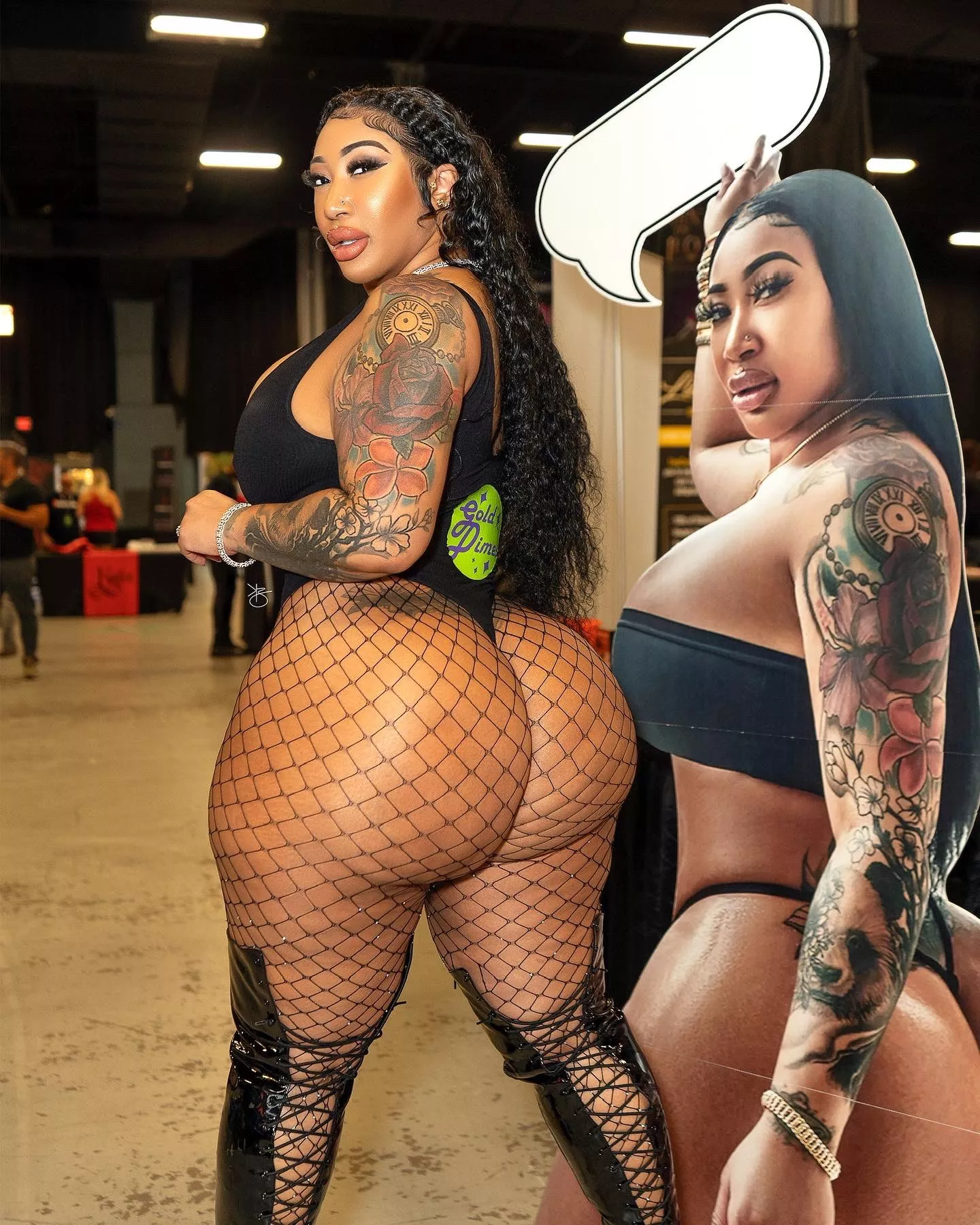 The queen booty 👑🍑