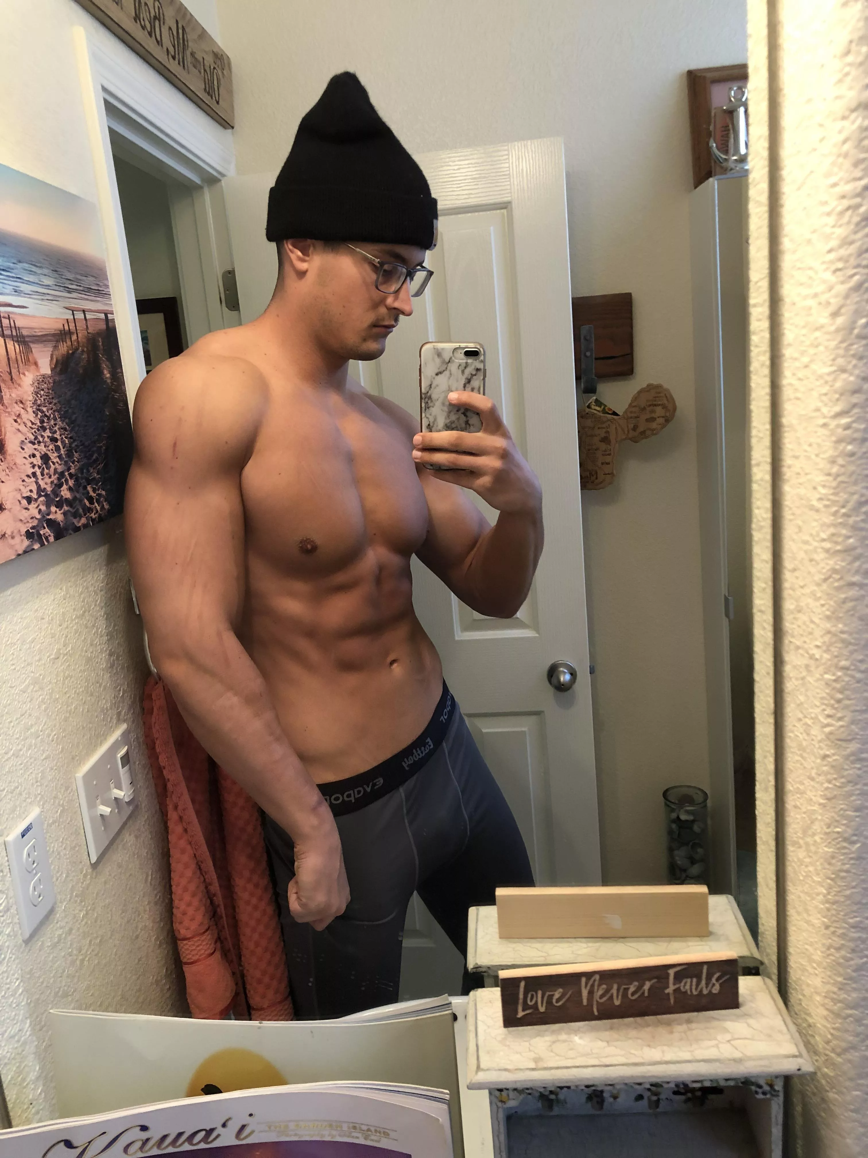 Thoughts on tall guys? I’m 6”6 lol 😅