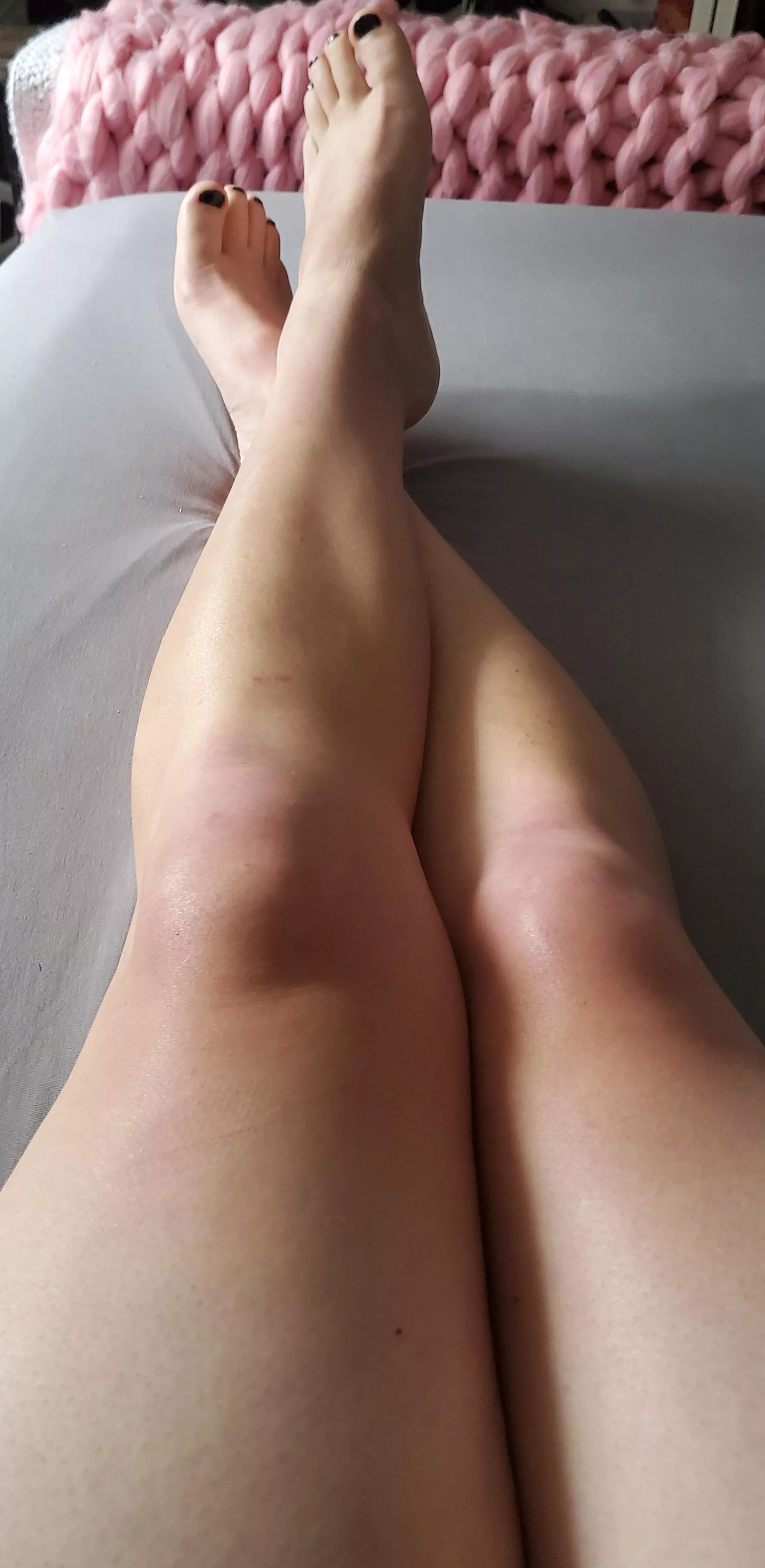 Wife made me get a pedicure and shave my legs 🙃 I think I'm in love 🤭