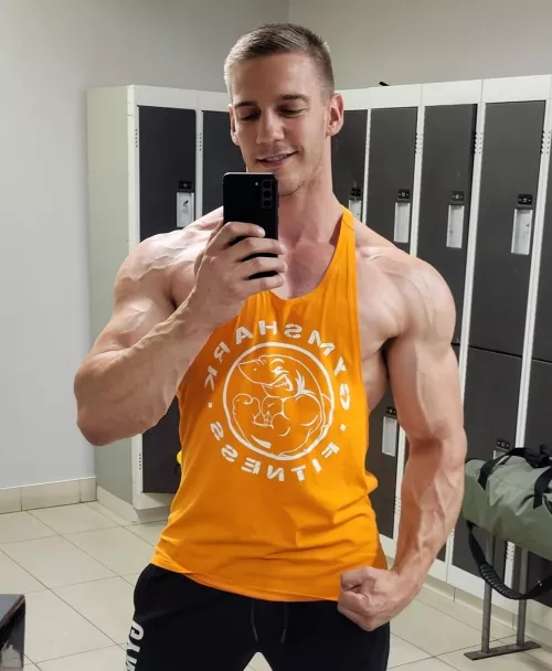 Working out today ? 😁💪🏼