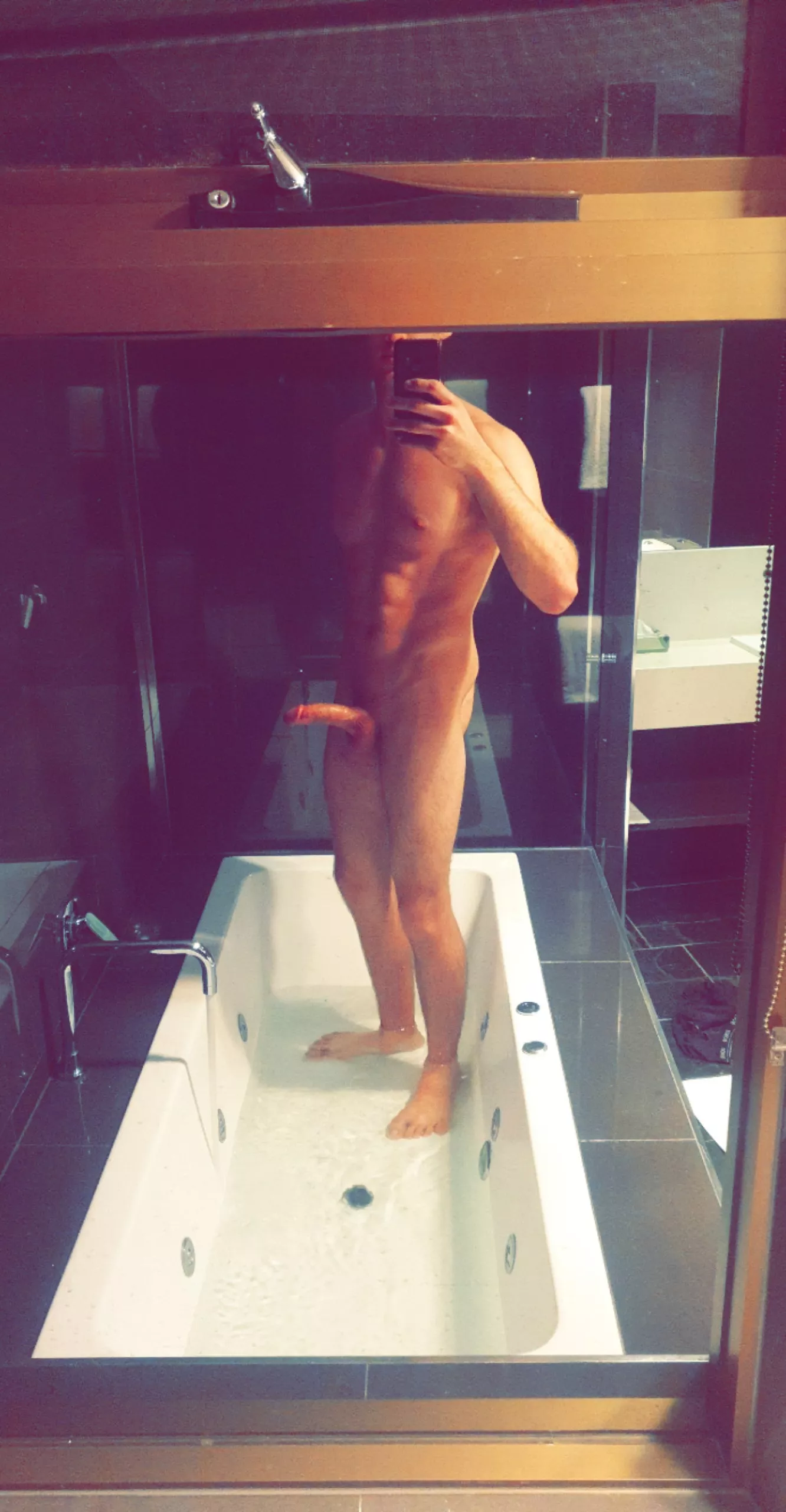 You know what they say about big feet 😏