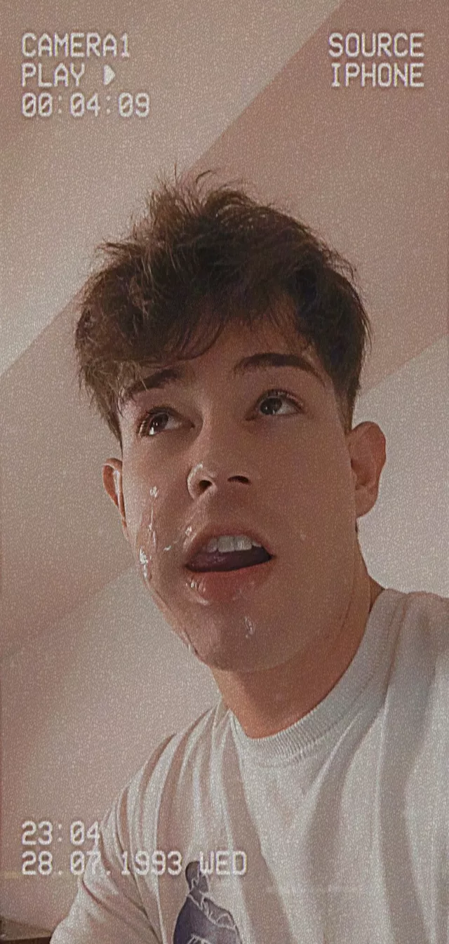 [18] who gives me the next facial ?😇