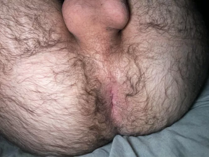 (23) I need someone to use my tight hole on a daily