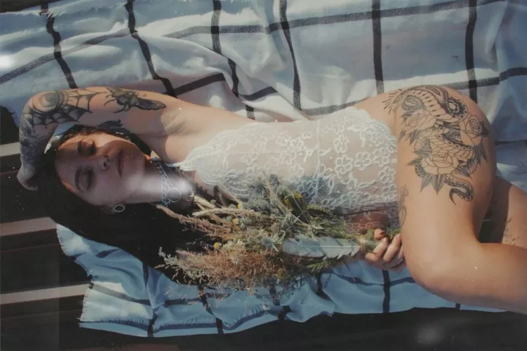 Black slutty witch is on service