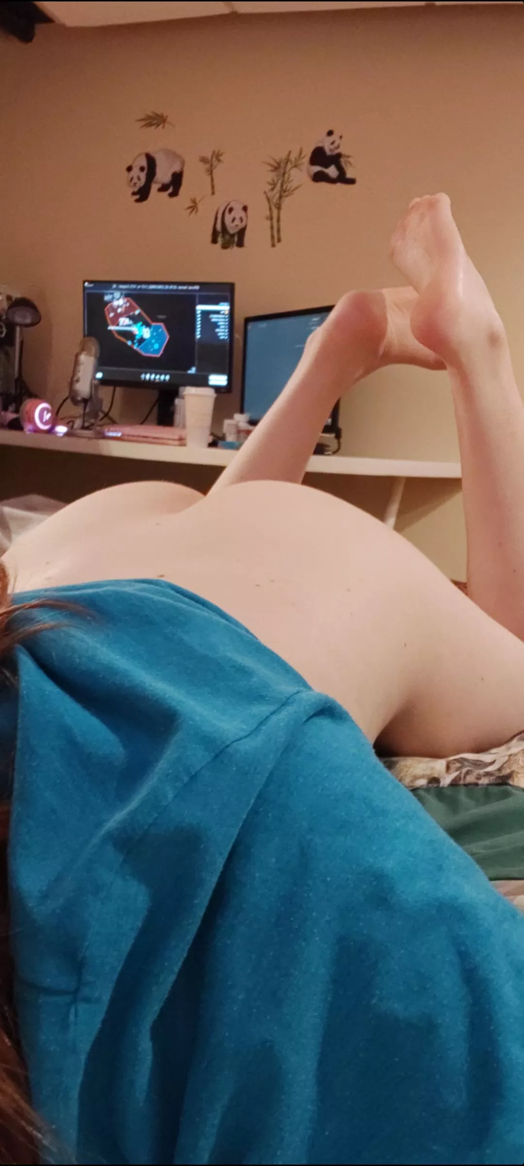 booty and soles ;3