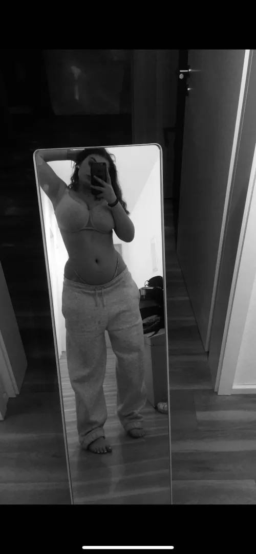 Do you have the desire to touch me?😈💝