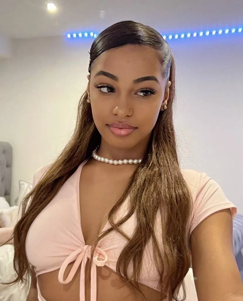 Doing a cum trib to anyone who feeds me pics of jordanherseyy