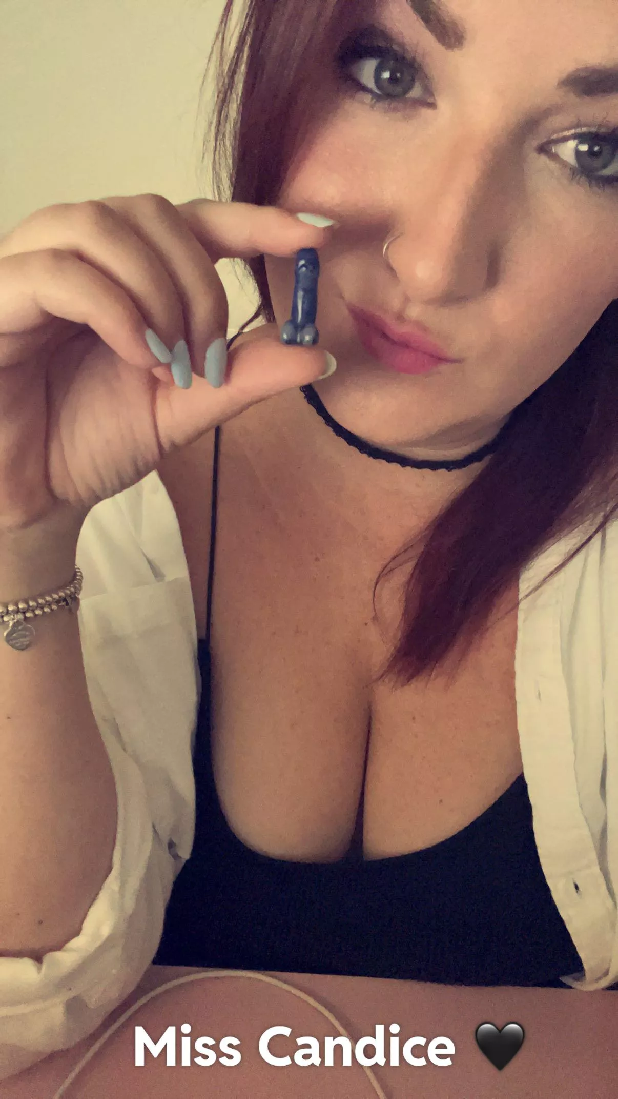 Every woman who’s told you size doesn’t matter has lied to you. Open your eyes to the truth 😏 [Domme]