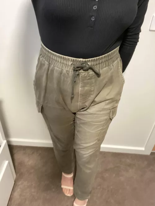 Feeling fem! But really down 😳 someone cheer me up! 😊💕