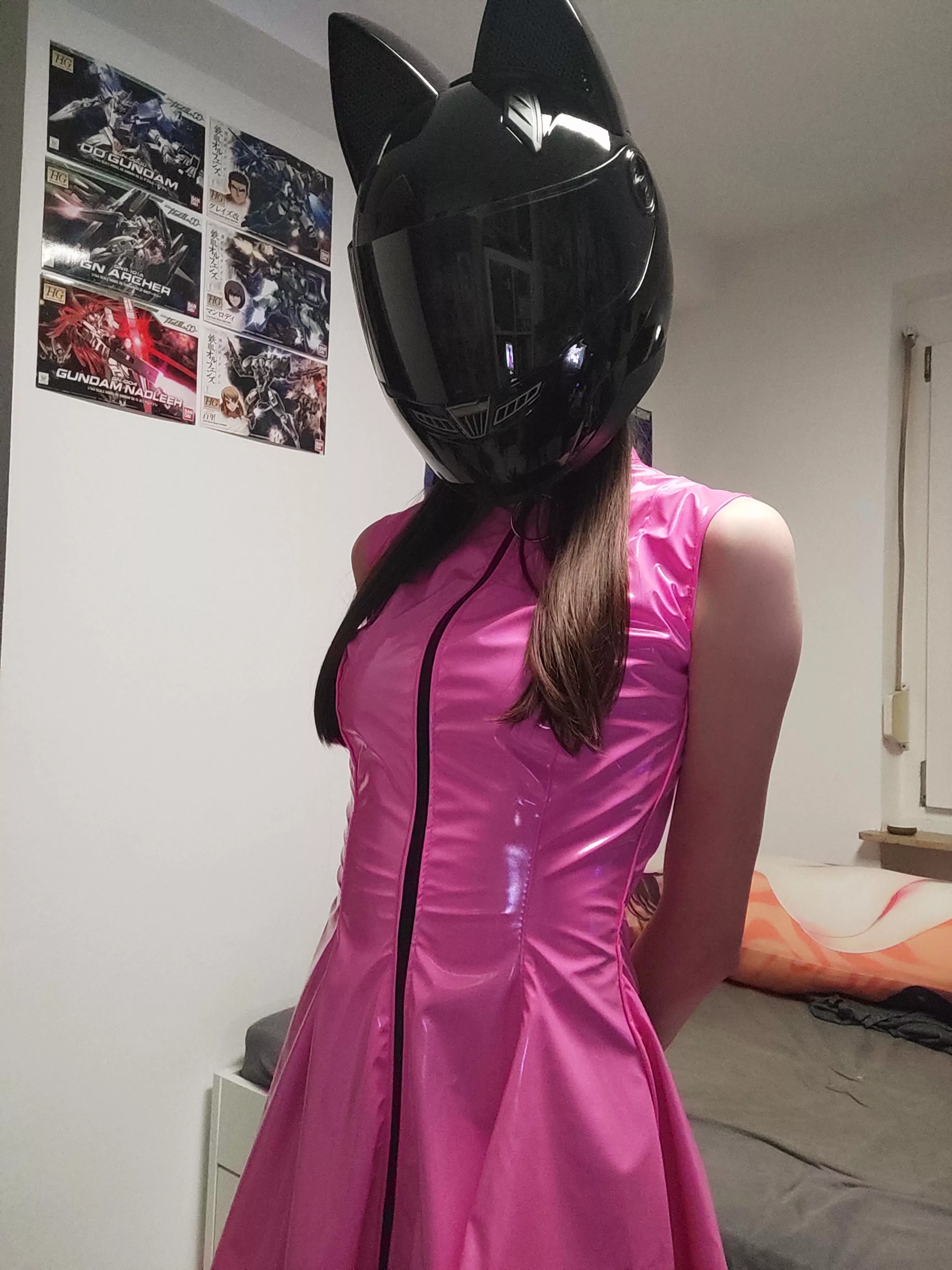 First time wearing a pink dress >.<