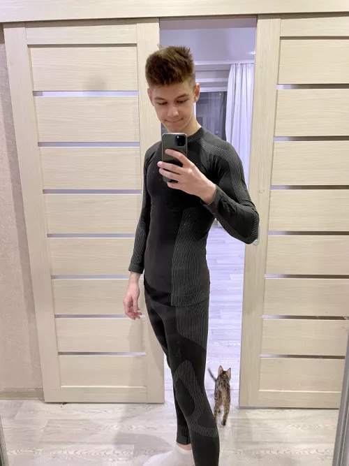 Hey, guys! I’ve just got my first thermal costume for the Siberian winter. What can you say about it? 😇