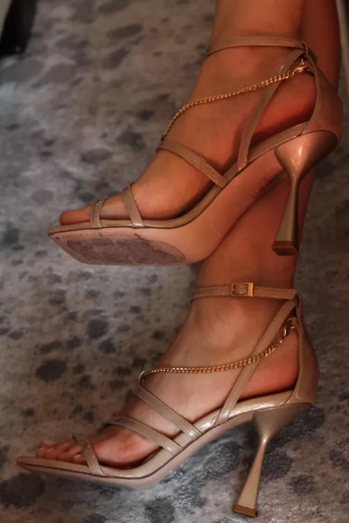 I'll wear these for midnight