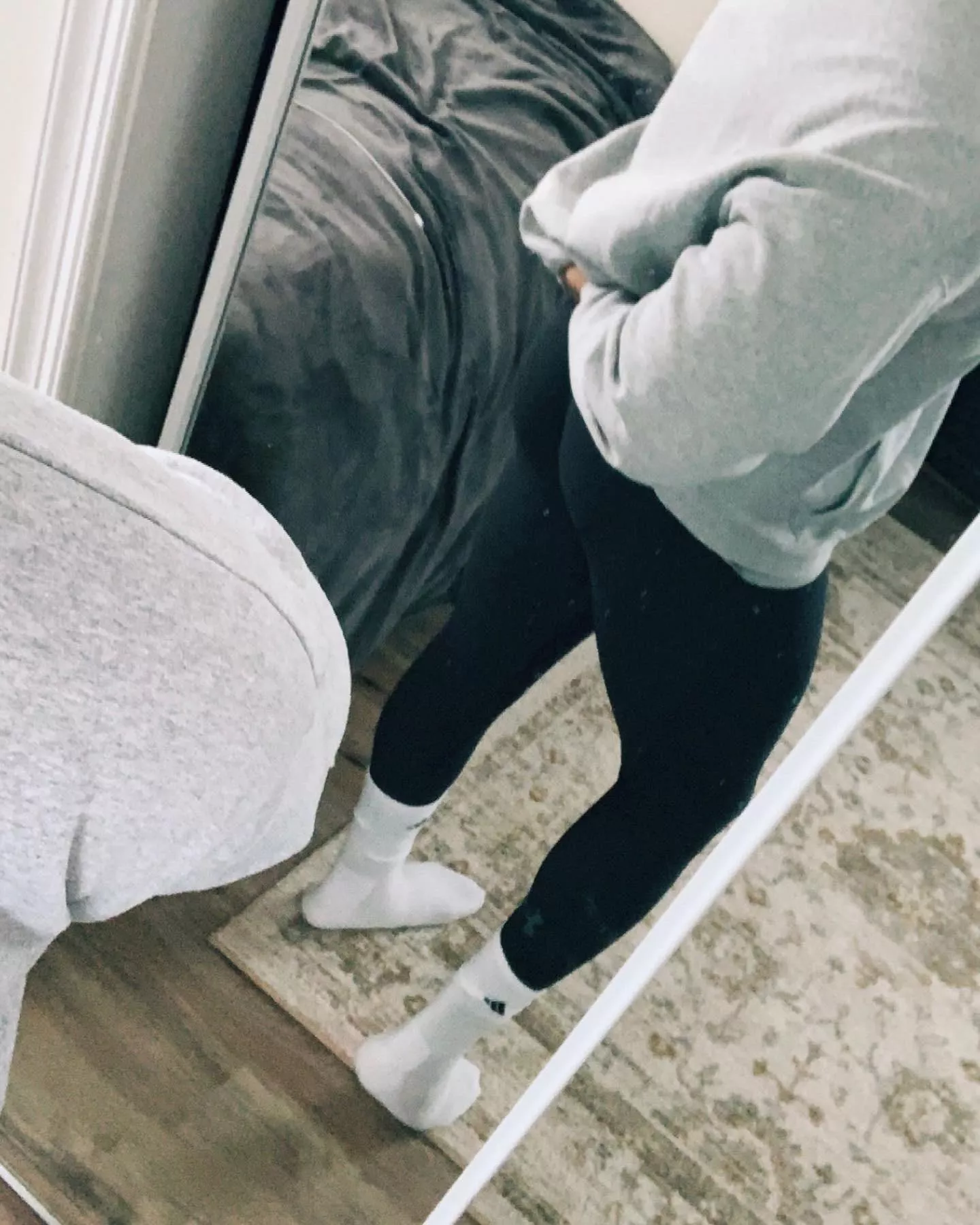 I’m definitely that dude in the gym who wears leggings and no shorts 🤷🏾‍♂️😂