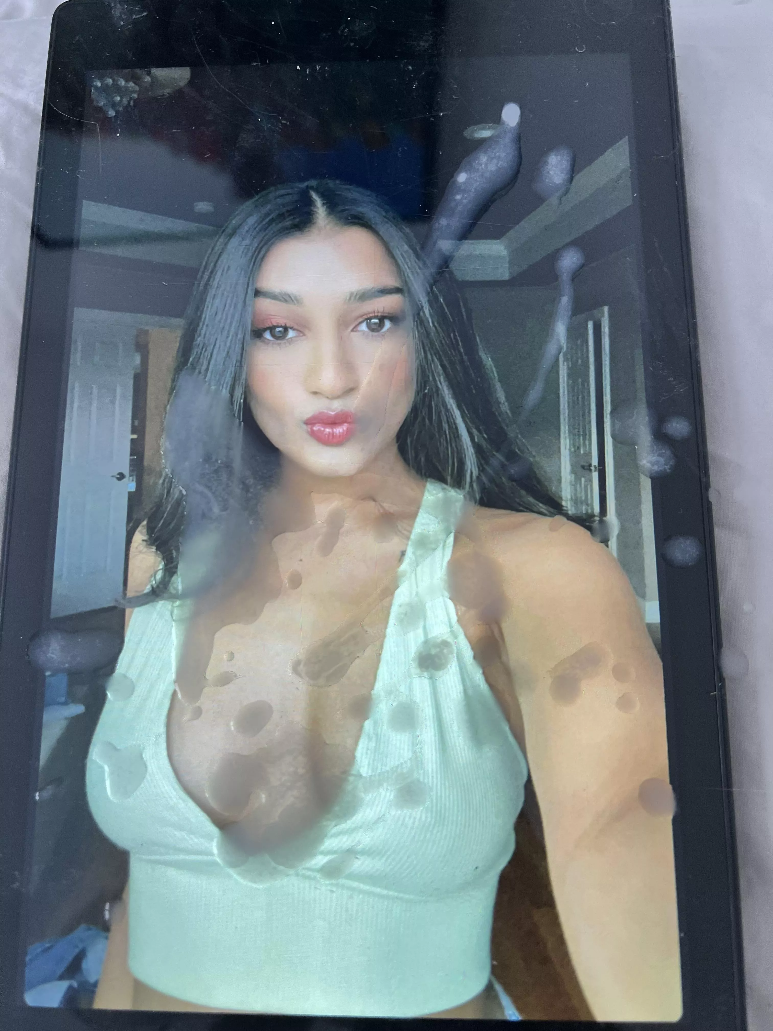 Indian girl showing off her rack!