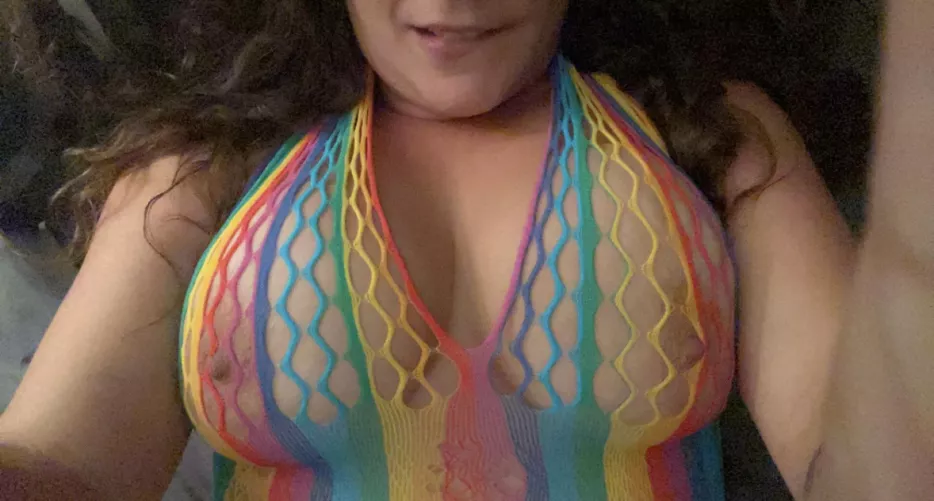 It’s officially Titty Tuesday 😇