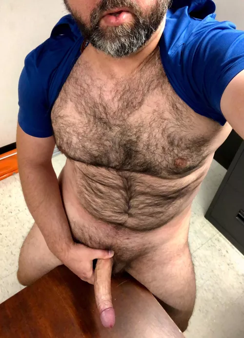 Let’s see if this desk can handle your body weight.