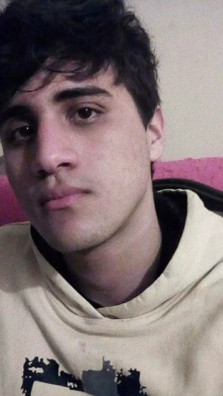 Me when I was 18 years old. I looked like a geek 😆