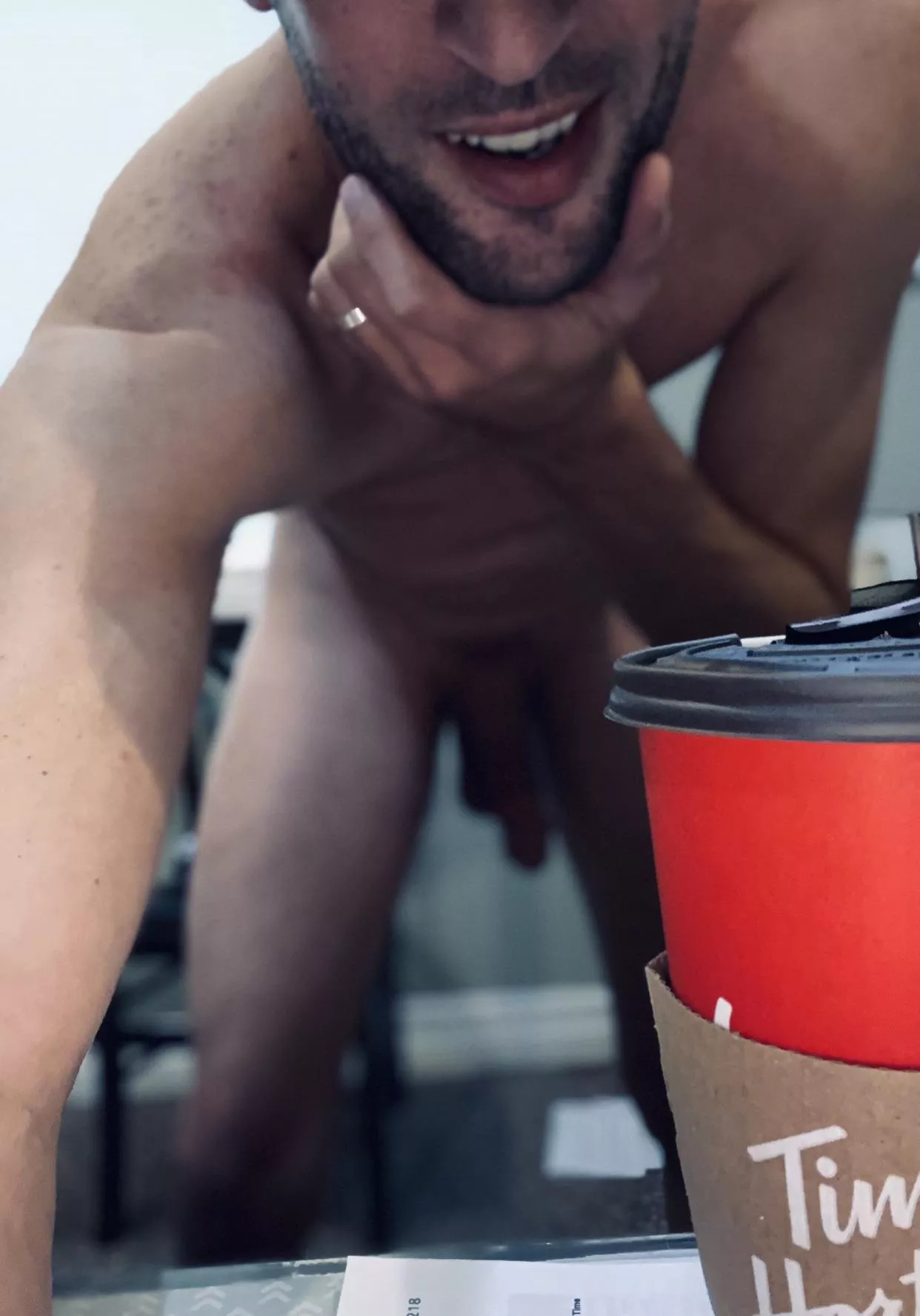 Mondays…it’s a fill up and repeat kind of day amiright?! ☕️☕️