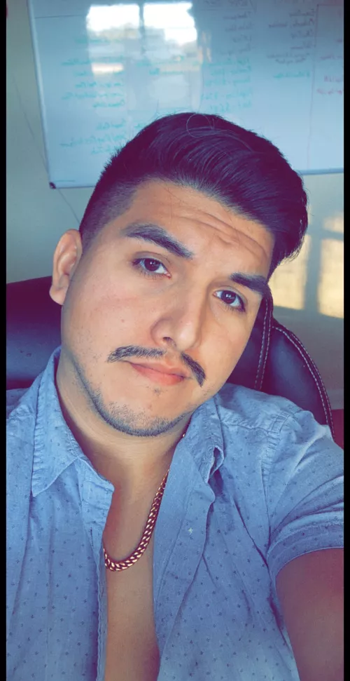 Morning Gaymers, I need something new to play. Any recs?