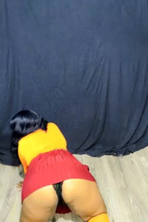 My glasses my glasses I can't find my glasses.