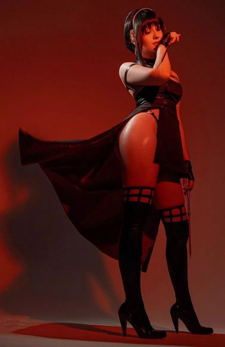 Onyxia Sofinikum | Yor Forger