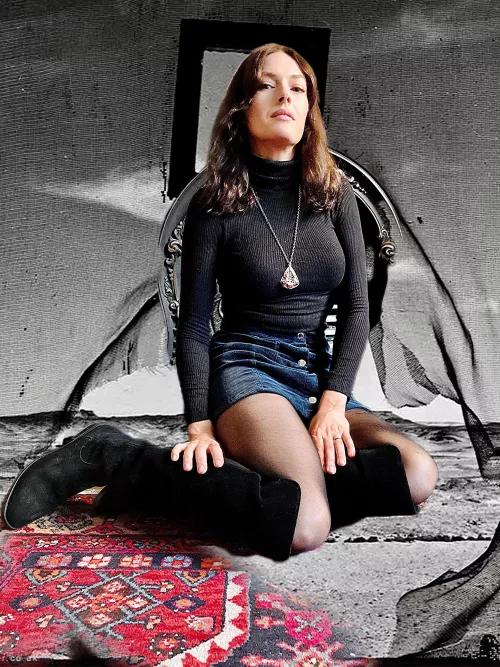 Super sexy milf Gwenno