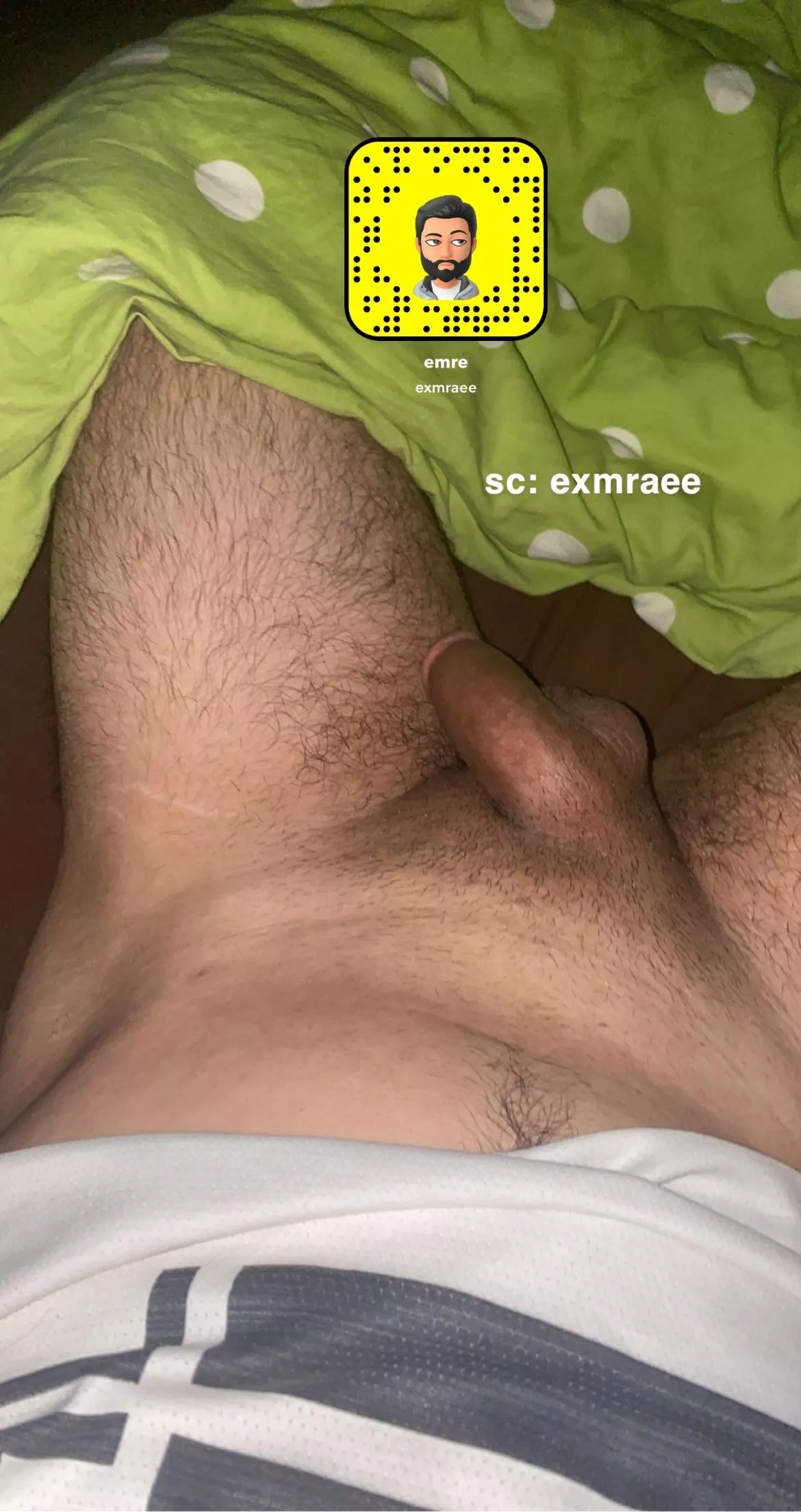 What’s up guys dm or add me if you are hairy or dominate
