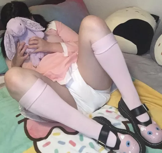 What’s your favourite all white diaper?