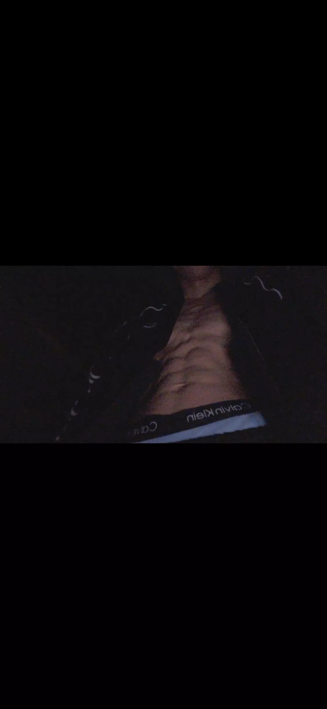 19 top , twink bottoms hmu