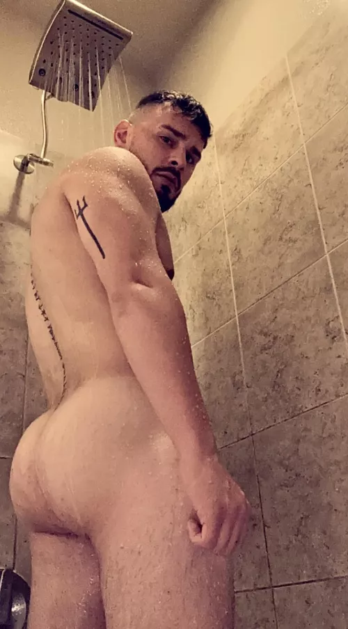 (24) This cake is good for your health.