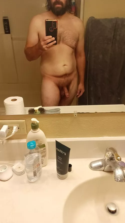 37 m - Married Dad Bod