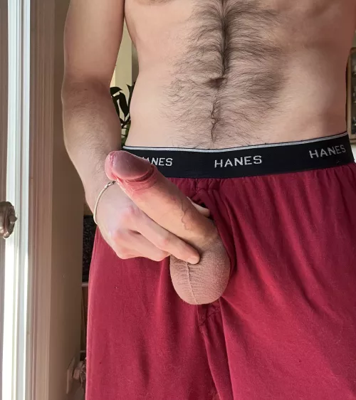 [40] yo divorced dad. Who wants to taste and help me with my morning wood?