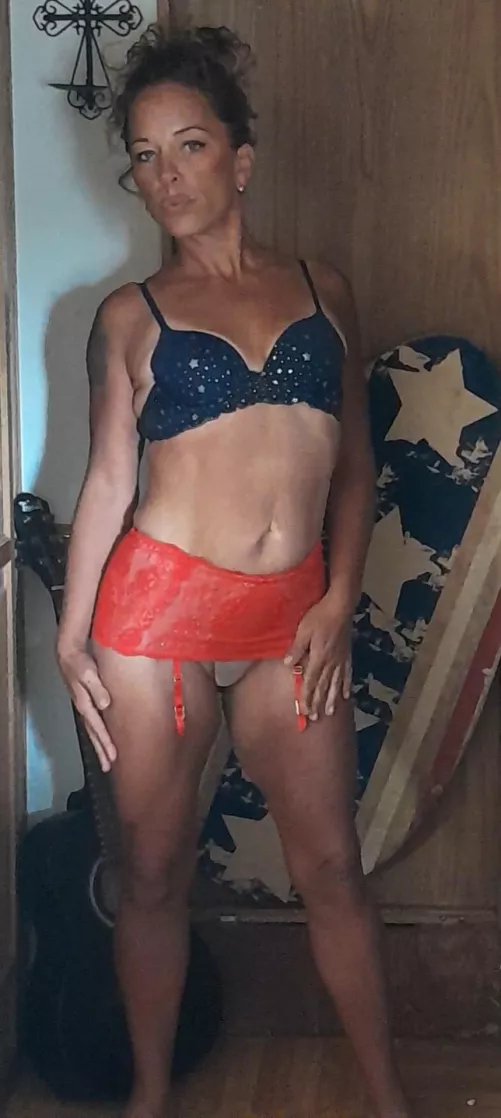 46f lumberjack loves 420, the outdoors and teasing you