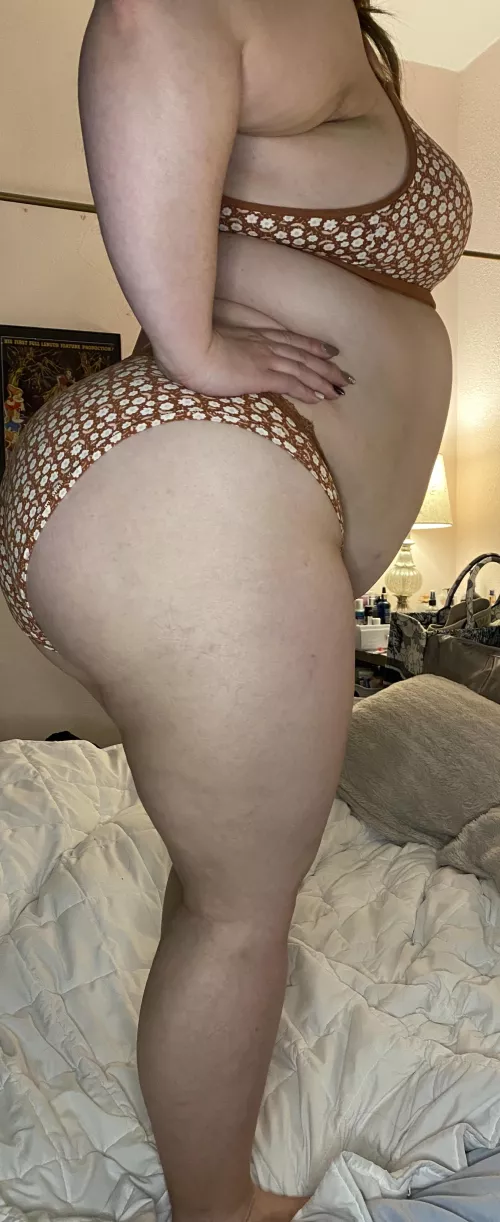 A little belly hang?