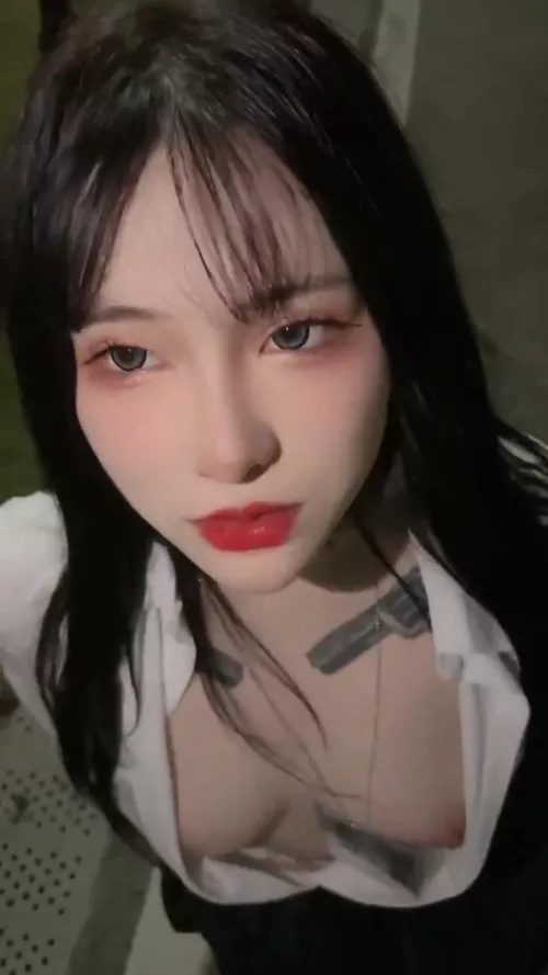 A soldier needs backup, calling for sauce.