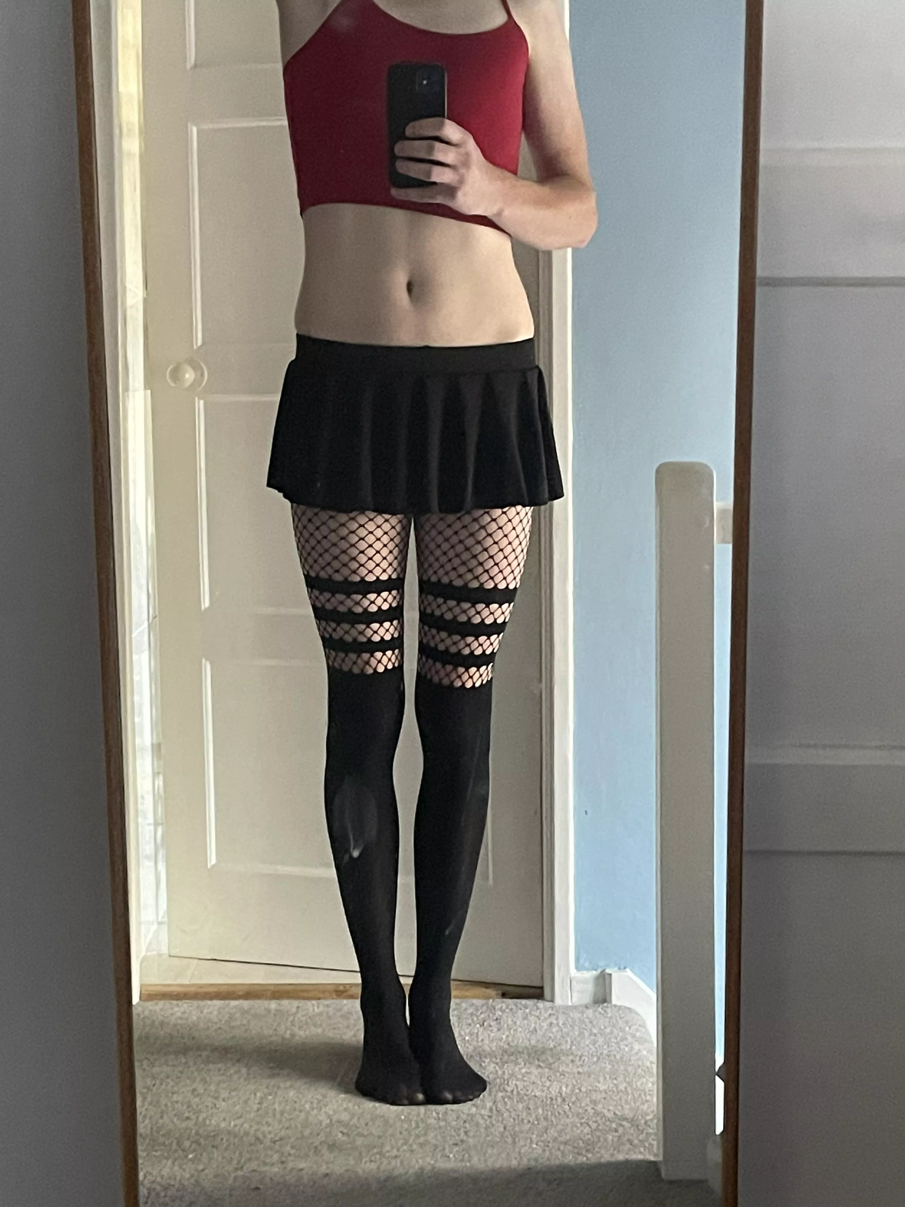 After a successful trip yesterday, I tried this today and felt so good! Not many 👀!! (I wore a jumper)