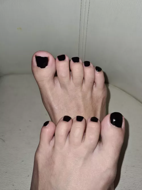 Black nails
