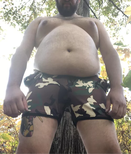 Confident and chubby, us guys can like our curves too no?