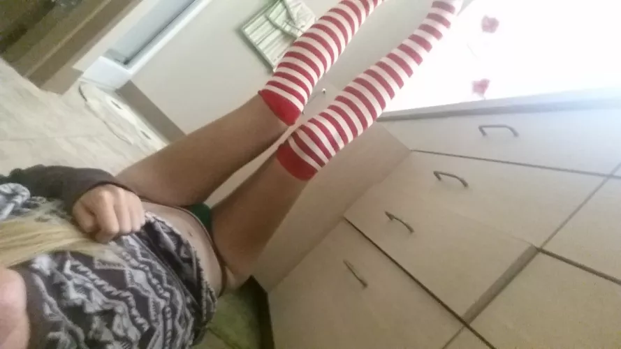 [F] [20] how do you like my cuties? 🥰