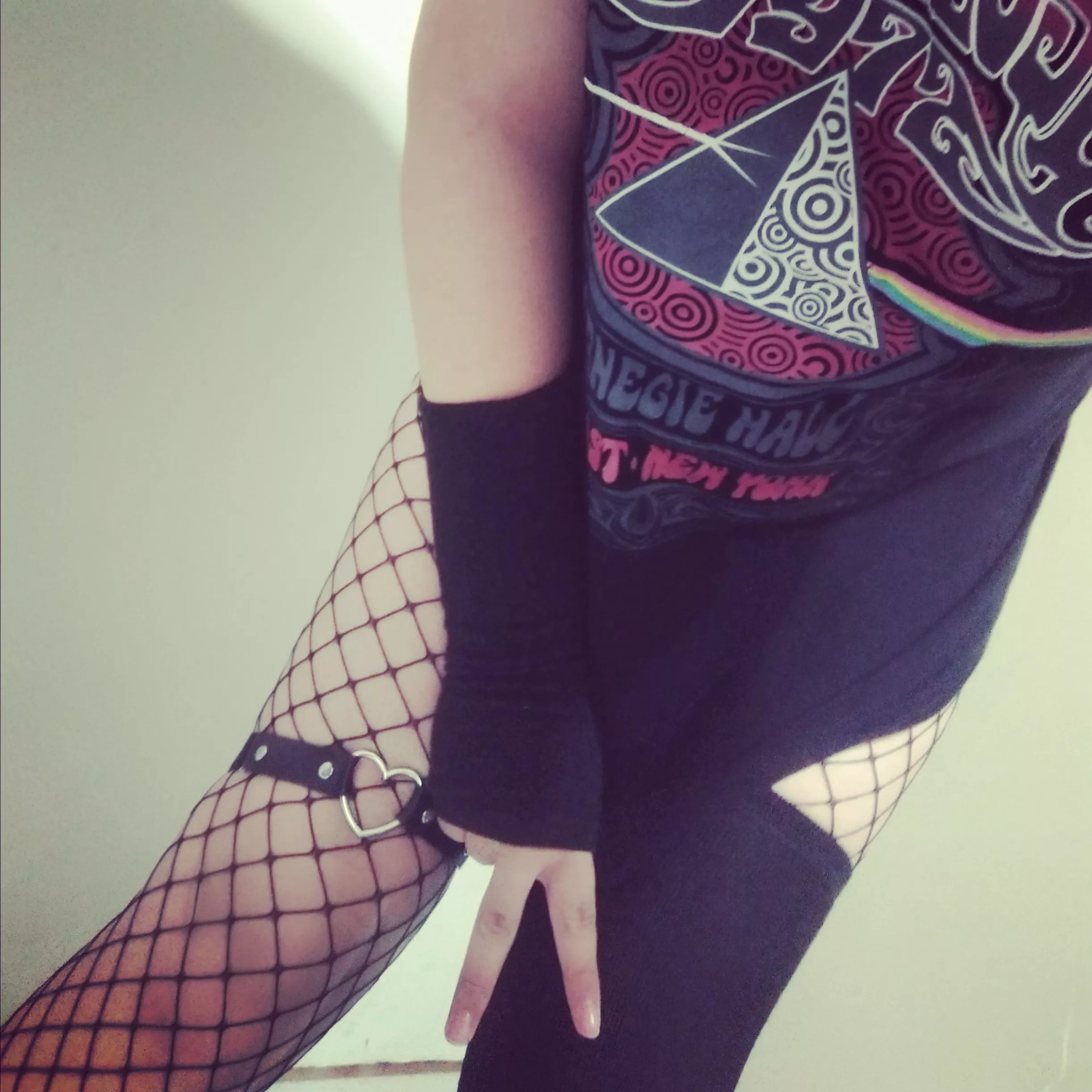fishnets with thigs good idea?