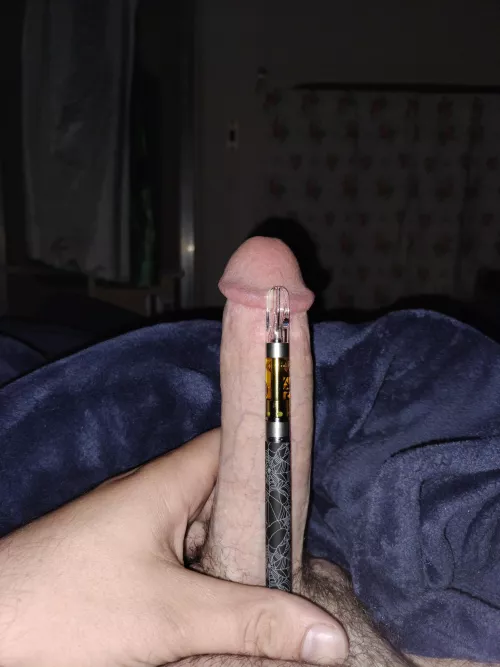 Hello, would you rather suck [m]y new spooky vape, or my 8