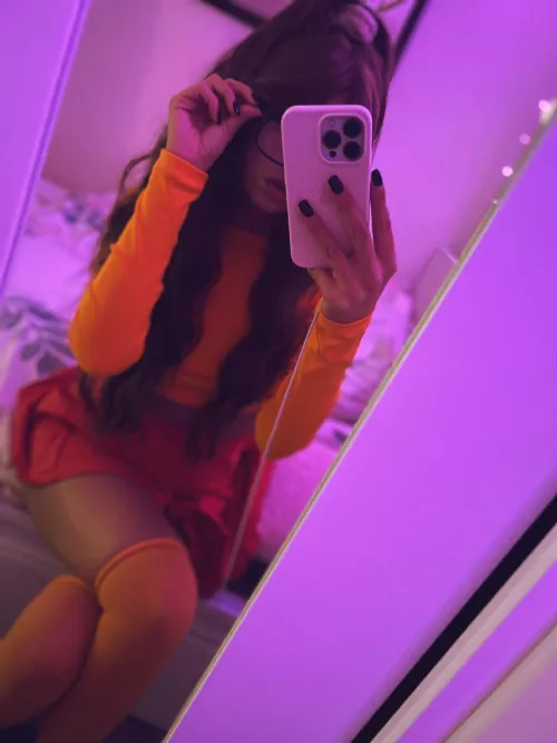 i just wanna have bruises on my hips because you've held me too tight while i was riding you