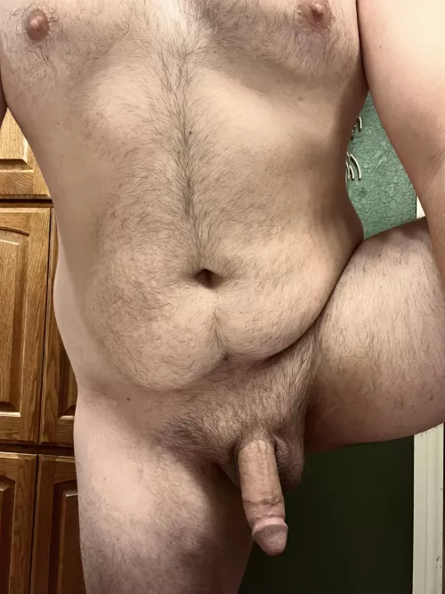 I need someone to satisfy my needs.