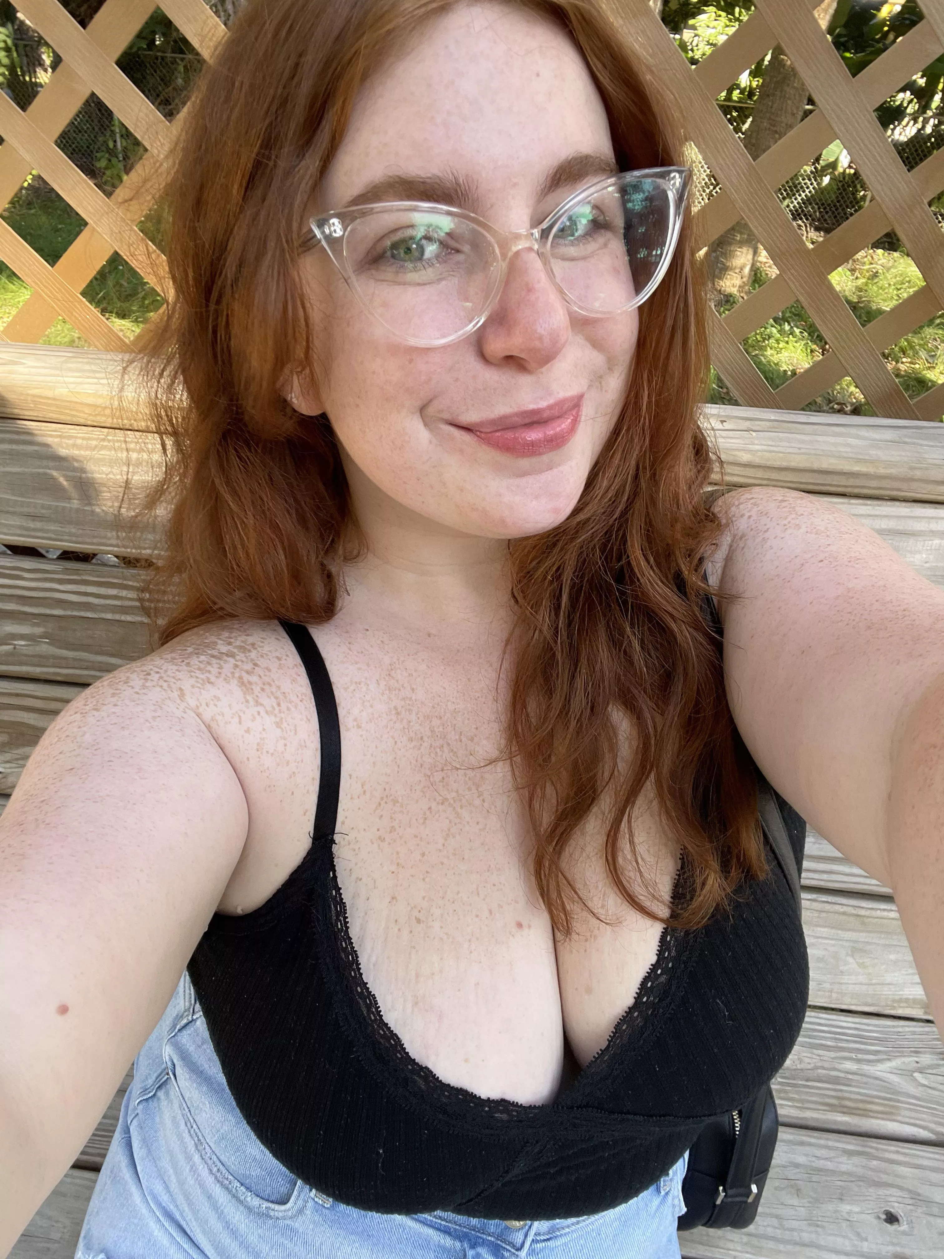 I never wear a bra, I think they look prettier on their own :)